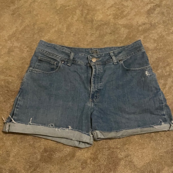 Riders By Lee Vintage high-waisted cutoff shorts - Picture 1 of 4